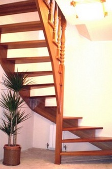 лестница для загородного дома