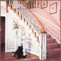Белая Лестница в классическом стиле